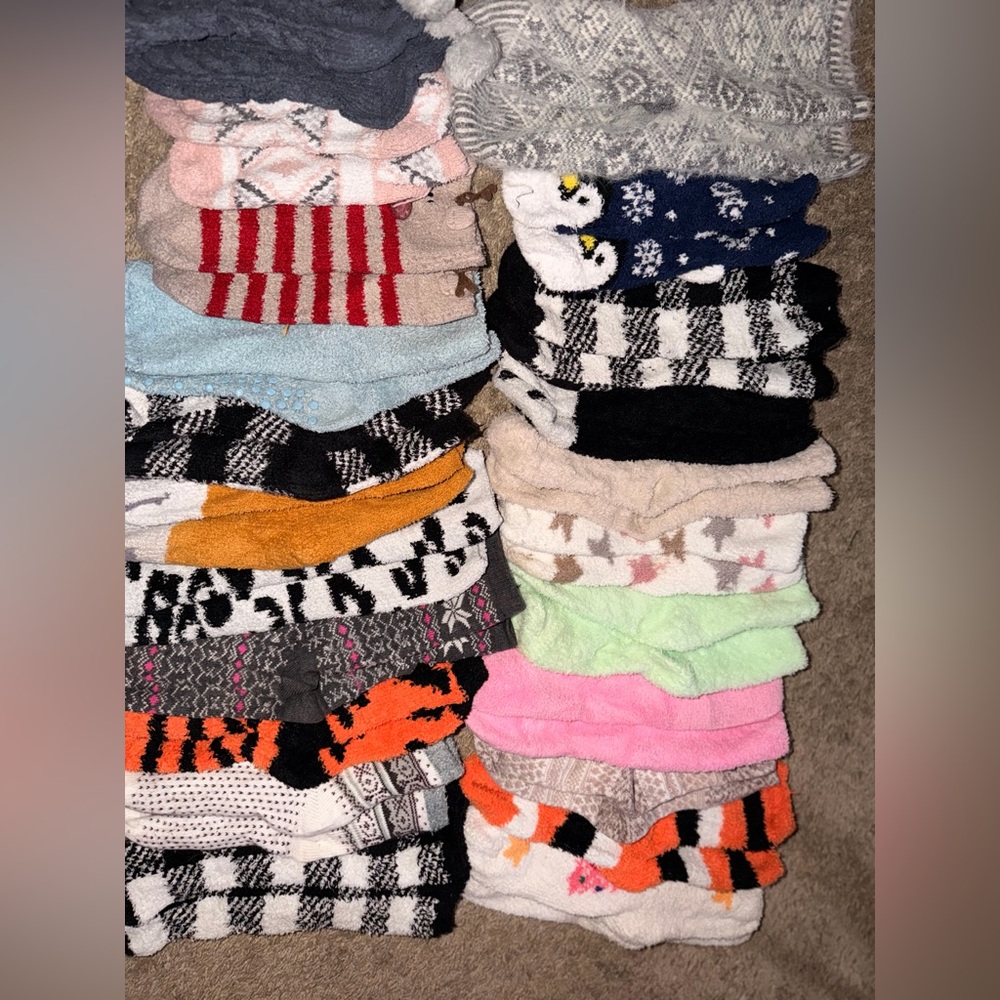 Cozy Winter Women's Socks Collection - Picture 2 of 3